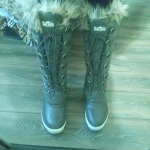 POLAR BOOTS